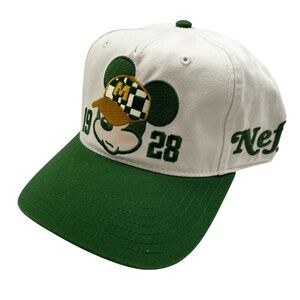 NWT Neff Mickey Mouse Hat Embroidered